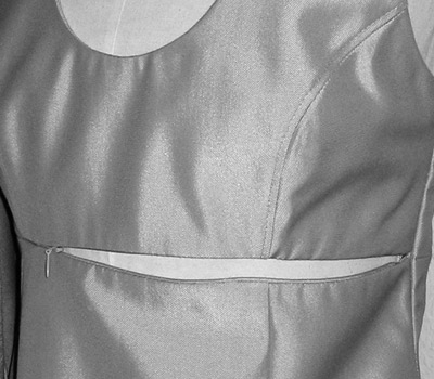 detail: reißverschluss für stillende mütter